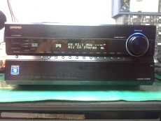 ONKYO  TX-NR808